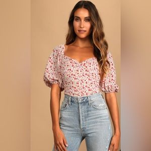 Lulu’s Floral Print Puff Sleeve Ruched Bodysuit